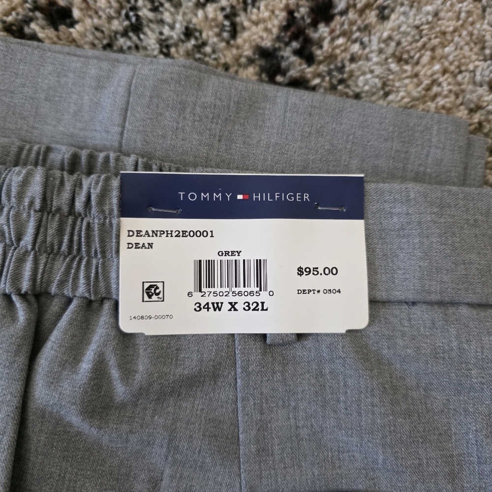 Tommy Hilfiger Mens Dress Pants 34x32 Wrinkle Free Grey Career $95 Relax Fit - Picture 4 of 6
